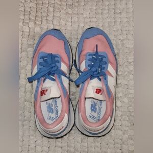 New Balance Womens Shoes - Pink and Blue